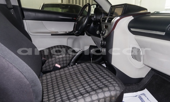 Acheter Occasion Voiture Toyota iQ Noir à Luanda, Province de Luanda Acheter Occasion Voiture Toyota iQ Noir à Luanda, Province de Luanda