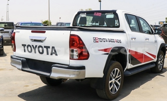 Comprar Usado Toyota Hilux Branco Carro em Luanda em Luanda Province Comprar Usado Toyota Hilux Branco Carro em Luanda em Luanda Province
