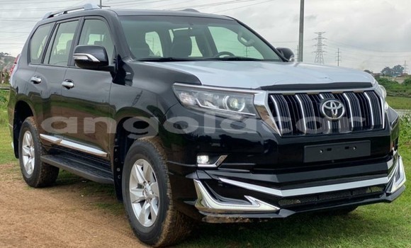 Buy Used Toyota Land Cruiser Black Car in Luanda in Luanda Province