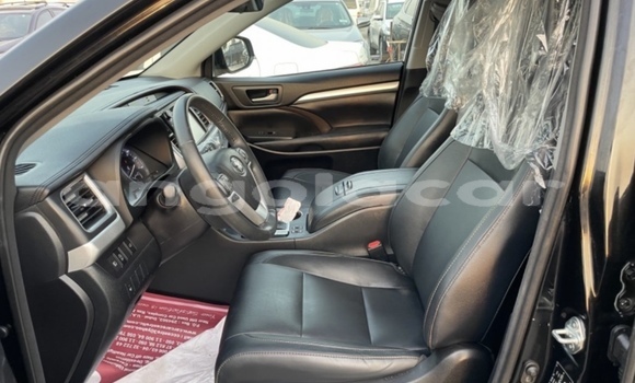 Buy Used Toyota Highlander Black Car in Luanda in Luanda Province Buy Used Toyota Highlander Black Car in Luanda in Luanda Province