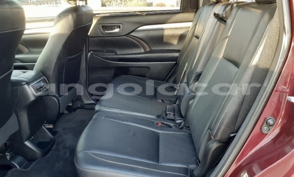 Comprar Usado Toyota Highlander Vermelho Carro em Luanda em Luanda Province Comprar Usado Toyota Highlander Vermelho Carro em Luanda em Luanda Province