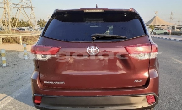Comprar Usado Toyota Highlander Vermelho Carro em Luanda em Luanda Province Comprar Usado Toyota Highlander Vermelho Carro em Luanda em Luanda Province