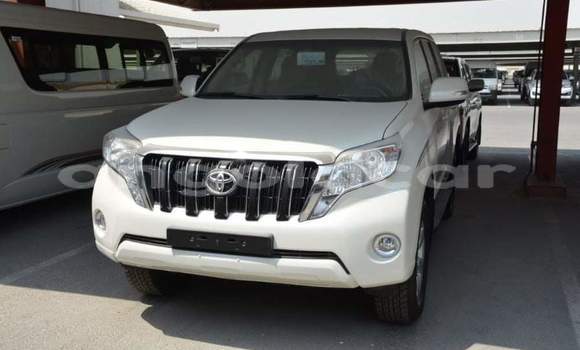 Comprar Usado Toyota Prado Branco Carro em Huambo em Huambo Comprar Usado Toyota Prado Branco Carro em Huambo em Huambo