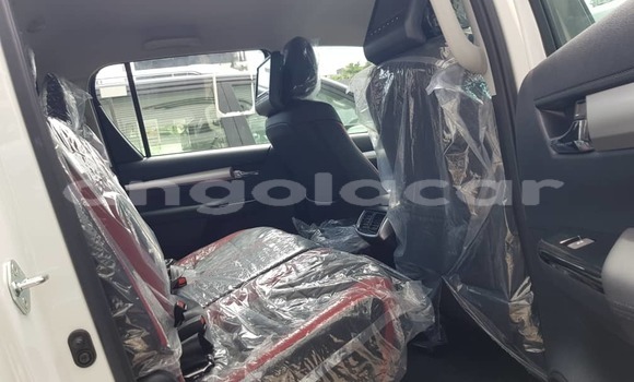 Comprar Usado Toyota Hilux Branco Carro em Luanda em Luanda Province Comprar Usado Toyota Hilux Branco Carro em Luanda em Luanda Province