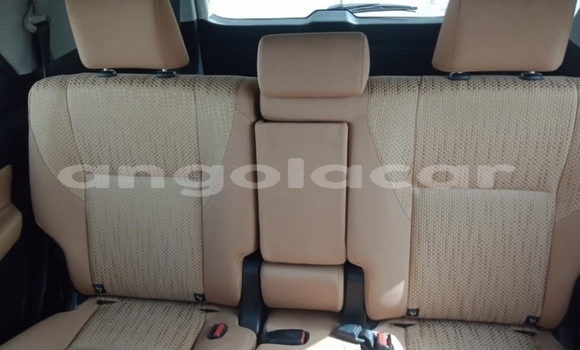 Comprar Usado Toyota Fortuner Prata Carro em Luanda em Luanda Province Comprar Usado Toyota Fortuner Prata Carro em Luanda em Luanda Province