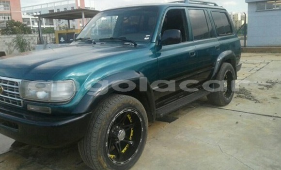 Acheter Occasion Voiture Toyota Land Cruiser Vert à Luanda, Province de Luanda Acheter Occasion Voiture Toyota Land Cruiser Vert à Luanda, Province de Luanda