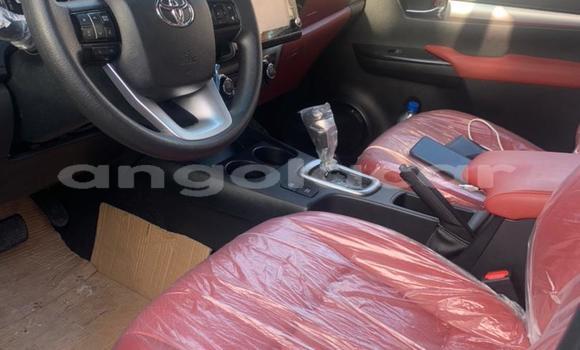 Buy Used Toyota Hilux White Car in Luanda in Luanda Province Buy Used Toyota Hilux White Car in Luanda in Luanda Province