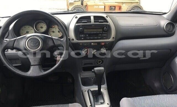 Comprar Usado Toyota RAV4 Azul Carro em Luanda em Luanda Province Comprar Usado Toyota RAV4 Azul Carro em Luanda em Luanda Province