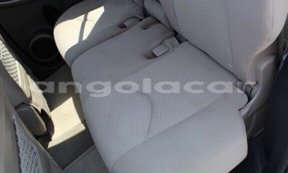 Comprar Usado Toyota RAV4 Branco Carro em Luanda em Luanda Province Comprar Usado Toyota RAV4 Branco Carro em Luanda em Luanda Province
