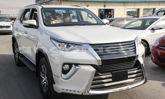 Comprar Usado Toyota Fortuner Branco Carro em Luanda em Luanda Province Comprar Usado Toyota Fortuner Branco Carro em Luanda em Luanda Province