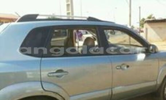 Acheter Occasion Voiture Hyundai Tucson Gris à Luanda, Province de Luanda Acheter Occasion Voiture Hyundai Tucson Gris à Luanda, Province de Luanda
