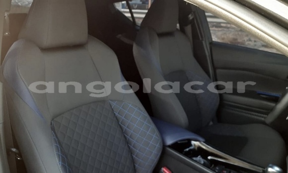 Acheter Occasion Voiture Toyota C-HR Noir à Luanda, Province de Luanda Acheter Occasion Voiture Toyota C-HR Noir à Luanda, Province de Luanda