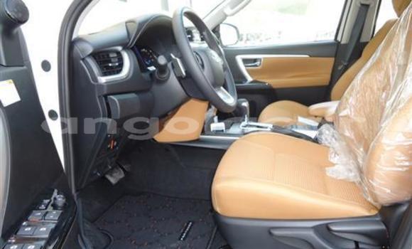 Acheter Occasion Voiture Toyota Fortuner Blanc à Luena, Moxico Acheter Occasion Voiture Toyota Fortuner Blanc à Luena, Moxico