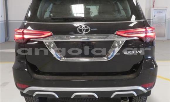 Comprar Usado Toyota Fortuner Preto Carro em Namibe em Namibe Province Comprar Usado Toyota Fortuner Preto Carro em Namibe em Namibe Province