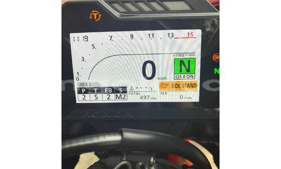 Comprar Usado Honda CBR 1000 RR Bege Moto em Luanda em Luanda Province Comprar Usado Honda CBR 1000 RR Bege Moto em Luanda em Luanda Province