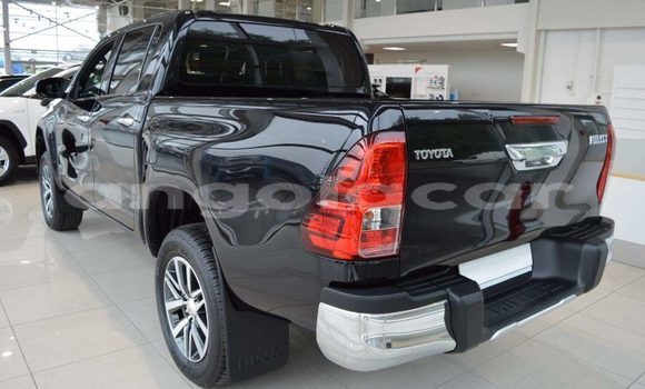 Acheter Import Voiture Toyota Hilux Noir à Import - Dubai, Province de Bengo Acheter Import Voiture Toyota Hilux Noir à Import - Dubai, Province de Bengo