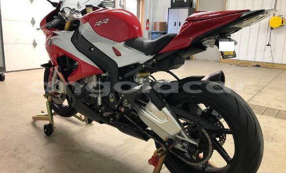 Comprar Usado BMW S 1000 Azul Moto em Luanda em Luanda Province Comprar Usado BMW S 1000 Azul Moto em Luanda em Luanda Province