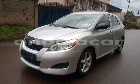 Buy Used Toyota Matrix Other Car in Luanda in Luanda Province
