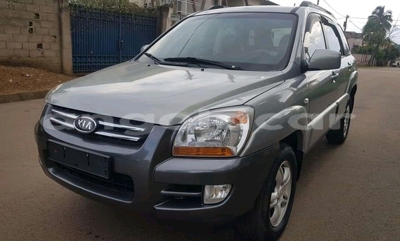 Buy Used Kia Sportage Other Car in Luanda in Luanda Province