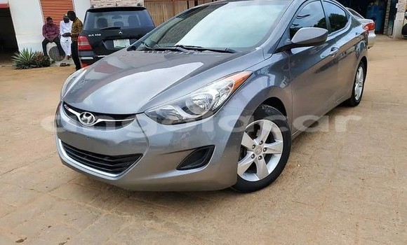 Buy Used Hyundai Elantra Silver Car in Luanda in Luanda Province