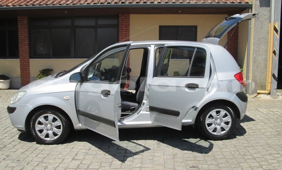 Acheter Occasion Voiture Hyundai Getz Gris à Malanje, Malanje Province Acheter Occasion Voiture Hyundai Getz Gris à Malanje, Malanje Province