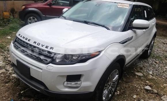 Buy Used Land Rover Range Rover Evoque White Car in Luanda in Luanda Province