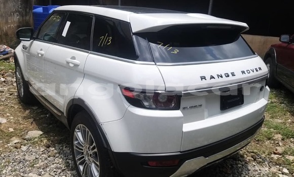 Buy Used Land Rover Range Rover Evoque White Car in Luanda in Luanda Province Buy Used Land Rover Range Rover Evoque White Car in Luanda in Luanda Province