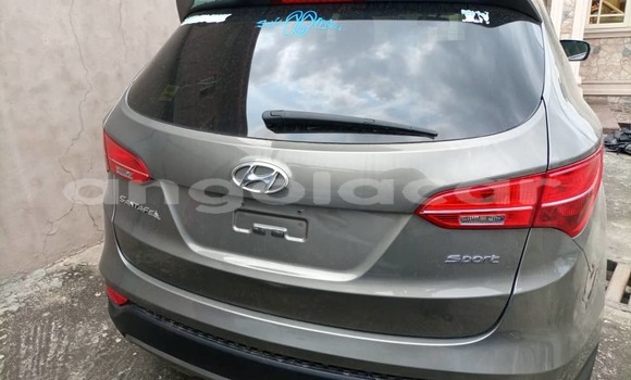 Acheter Occasion Voiture Hyundai Santa Fe Gris à Luanda, Province de Luanda Acheter Occasion Voiture Hyundai Santa Fe Gris à Luanda, Province de Luanda