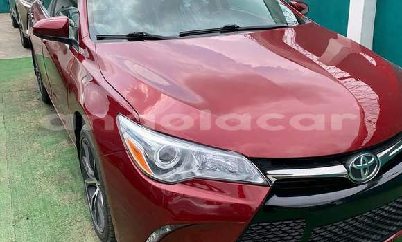 Acheter Occasion Voiture Toyota Camry Rouge à Luanda, Province de Luanda