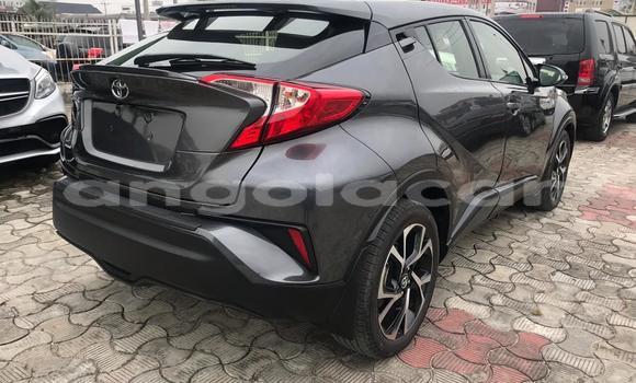 Comprar Usado Toyota C-HR Preto Carro em Benguela em Benguela Comprar Usado Toyota C-HR Preto Carro em Benguela em Benguela