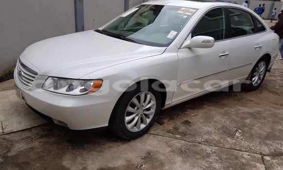 Comprar Usado Hyundai Azera Branco Carro em Luanda em Luanda Province