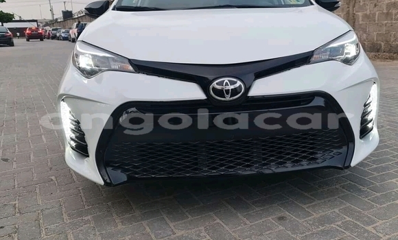 Acheter Occasion Voiture Toyota Corolla Blanc à Luanda, Province de Luanda