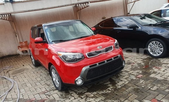 Comprar Usado Kia Soul Vermelho Carro em Luanda em Luanda Province