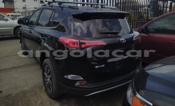 Comprar Usado Toyota RAV4 Preto Carro em Luanda em Luanda Province Comprar Usado Toyota RAV4 Preto Carro em Luanda em Luanda Province