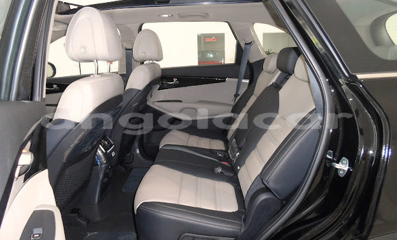 Acheter Occasion Voiture Kia Sorento Noir à Huambo, Huambo Acheter Occasion Voiture Kia Sorento Noir à Huambo, Huambo