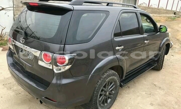 Comprar Usado Toyota Fortuner Preto Carro em Huambo em Huambo Comprar Usado Toyota Fortuner Preto Carro em Huambo em Huambo