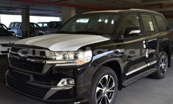 Comprar Usado Toyota Land Cruiser Preto Carro em Luena em Moxico