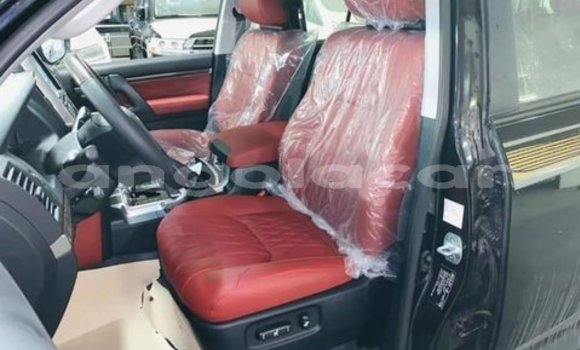 Comprar Usado Toyota Land Cruiser Preto Carro em Luena em Moxico Comprar Usado Toyota Land Cruiser Preto Carro em Luena em Moxico