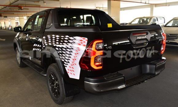 Comprar Usado Toyota Hilux Preto Carro em Luena em Moxico Comprar Usado Toyota Hilux Preto Carro em Luena em Moxico