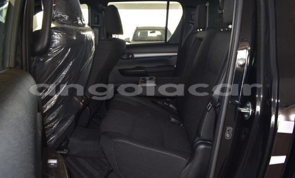 Comprar Usado Toyota Hilux Preto Carro em Luena em Moxico Comprar Usado Toyota Hilux Preto Carro em Luena em Moxico