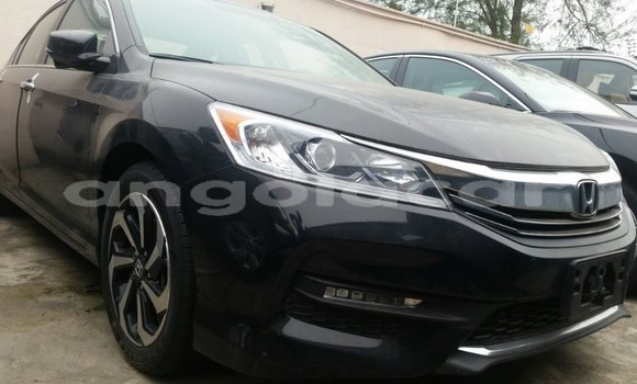 Comprar Usado Honda Accord Preto Carro em Luena em Moxico