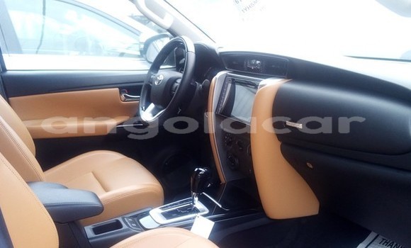 Comprar Usado Toyota Highlander Preto Carro em Luena em Moxico Comprar Usado Toyota Highlander Preto Carro em Luena em Moxico