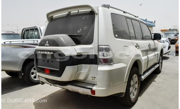 Buy Import Mitsubishi Pajero White Car in Import - Dubai in Bengo Province Buy Import Mitsubishi Pajero White Car in Import - Dubai in Bengo Province