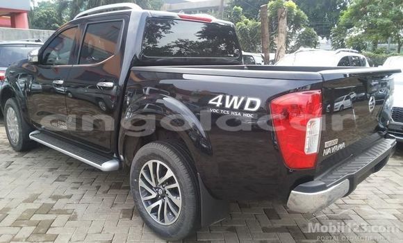Buy Used Nissan Navara Black Car in Luena in Moxico Buy Used Nissan Navara Black Car in Luena in Moxico