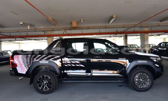 Acheter Occasion Voiture Toyota Hilux Noir à Luena, Moxico Acheter Occasion Voiture Toyota Hilux Noir à Luena, Moxico