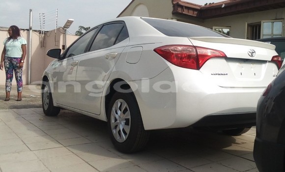 Buy Used Toyota Corolla White Car in Luena in Moxico Buy Used Toyota Corolla White Car in Luena in Moxico