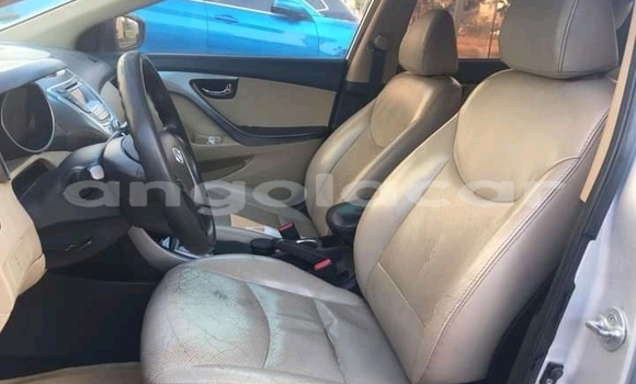 Buy Used Hyundai Elantra Silver Car in Luanda in Luanda Province Buy Used Hyundai Elantra Silver Car in Luanda in Luanda Province