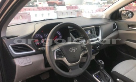 Comprar Usado Hyundai Accent Outro Carro em Luanda em Luanda Province Comprar Usado Hyundai Accent Outro Carro em Luanda em Luanda Province