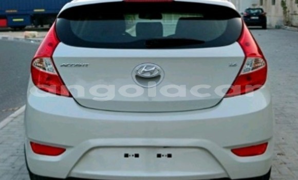 Buy Used Hyundai Accent Other Car in Luanda in Luanda Province Buy Used Hyundai Accent Other Car in Luanda in Luanda Province