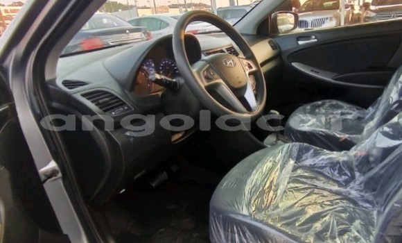 Comprar Usado Hyundai Accent Outro Carro em Luanda em Luanda Province Comprar Usado Hyundai Accent Outro Carro em Luanda em Luanda Province